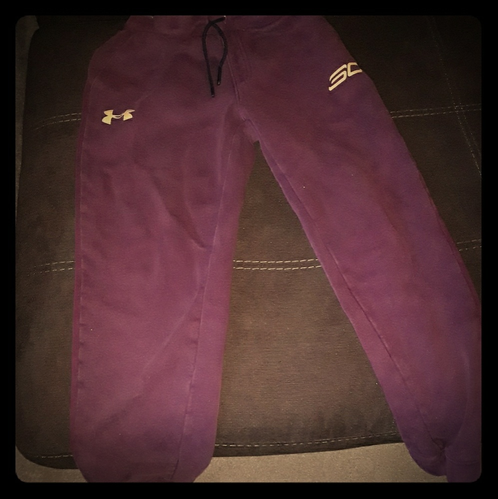 Under armour jogger pants